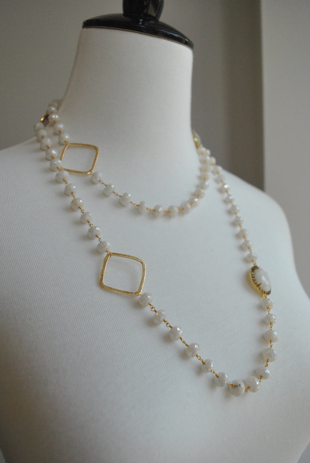 MYSTIC MOONSTONE ON 14KT GOLD LONG KASHMERE NECKLACE