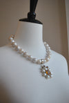 MOSS WHITE AND BLACK AGATE WITH RHINESTONES PENDANT ON GUNMETAL FINISH CHAIN