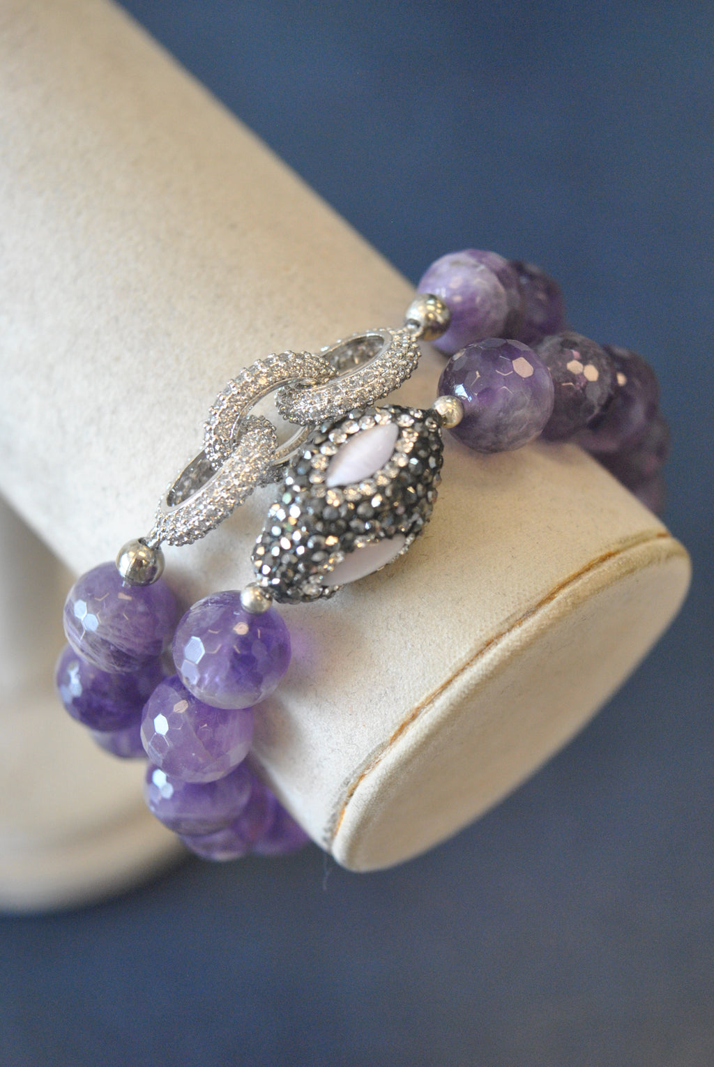 AMETHYST AND RHINESTONES STATEMENT BRACELETS SET