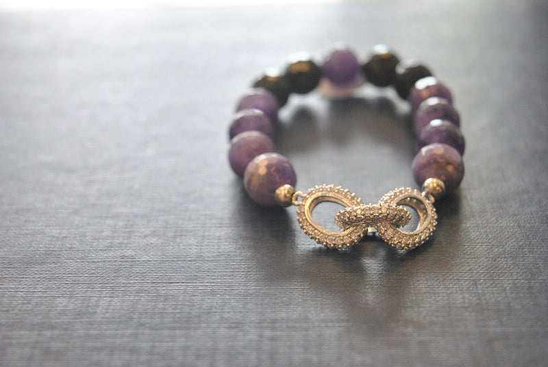 AMETHYST AND RHINESTONES STATEMENT BRACELETS SET