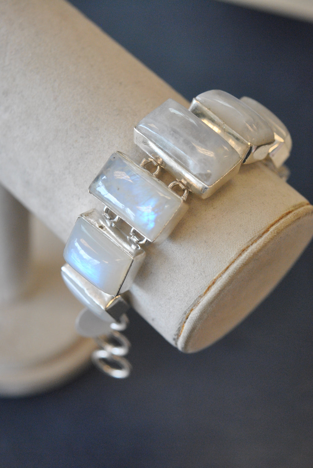 SLVER COLLECTION - MOONSTONE STATEMENT BRACELETS