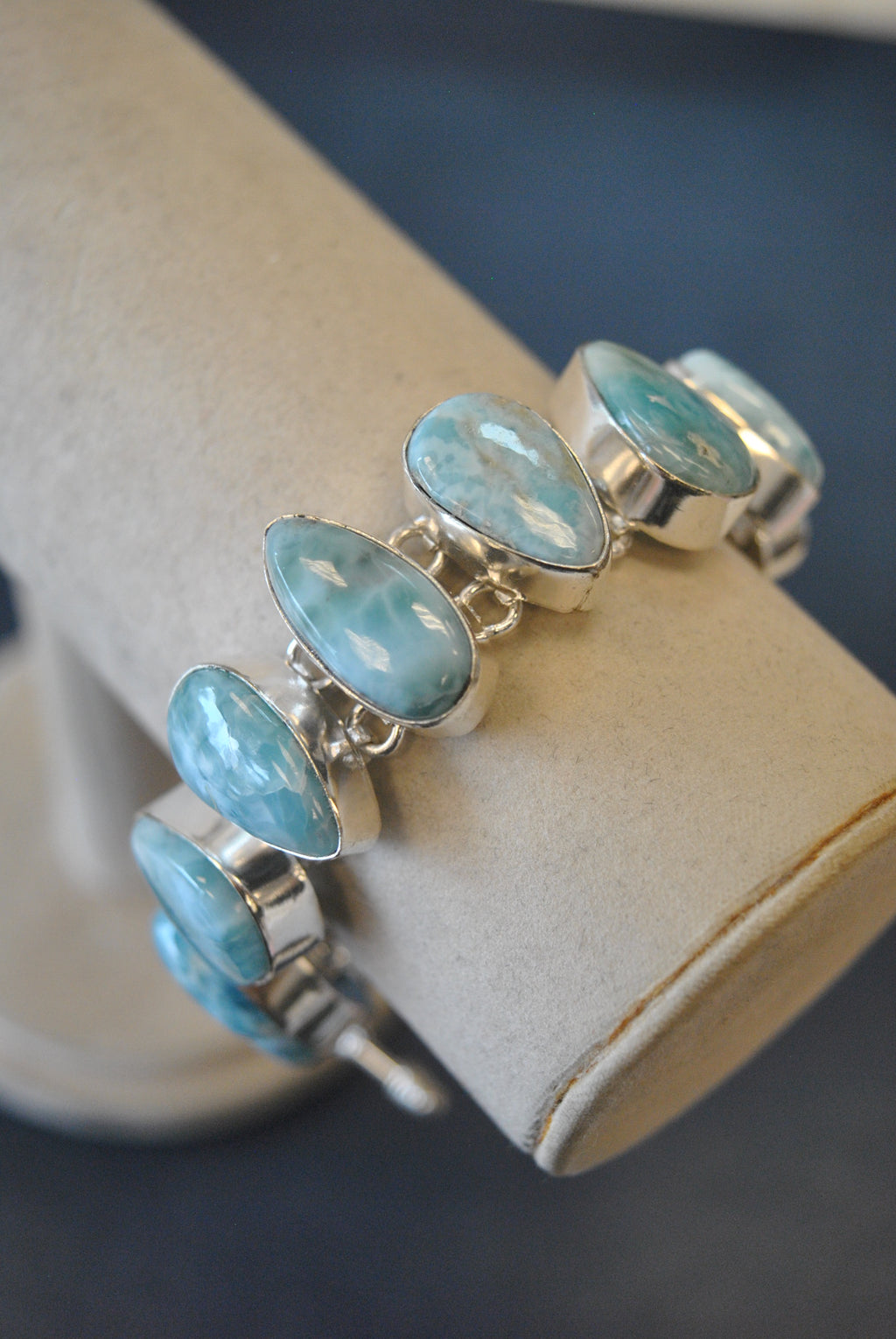 SILVER COLLECTION - LARIMAR STATEMENT BRACELET