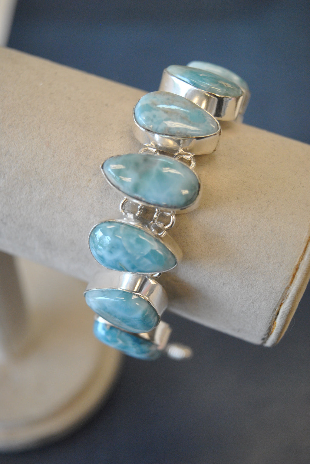 SILVER COLLECTION - LARIMAR STATEMENT BRACELET
