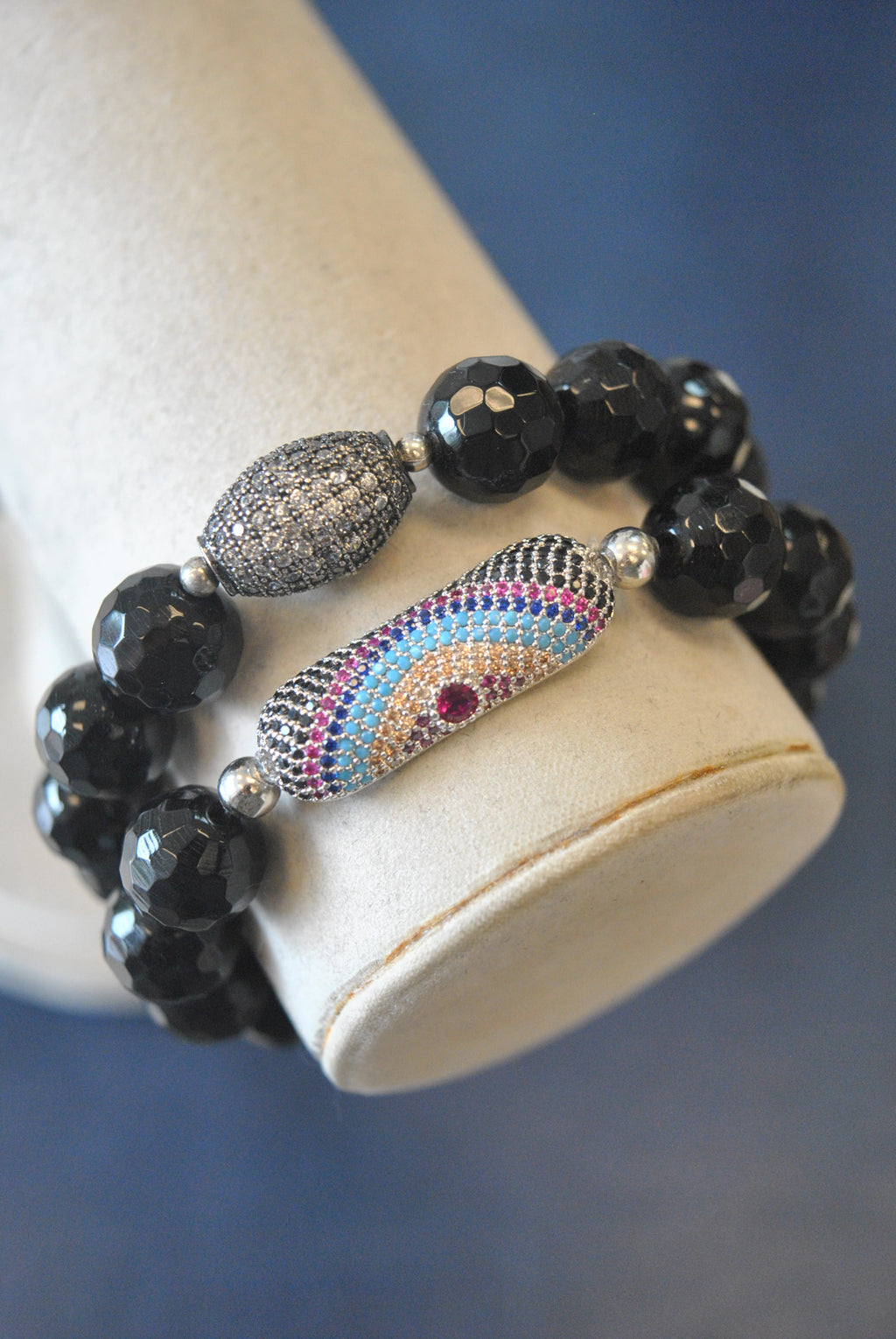 BLACK ONYX AND ANGEL EYE CHARM STRETCHY STATEMENT BRACELET SET
