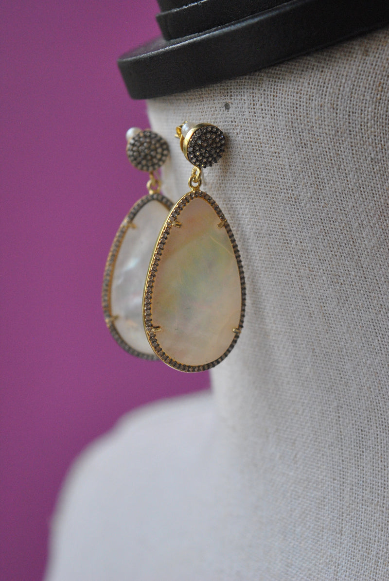 OFF WHITE SHELLS AND RHINESTONES STATEENT EARRINGS