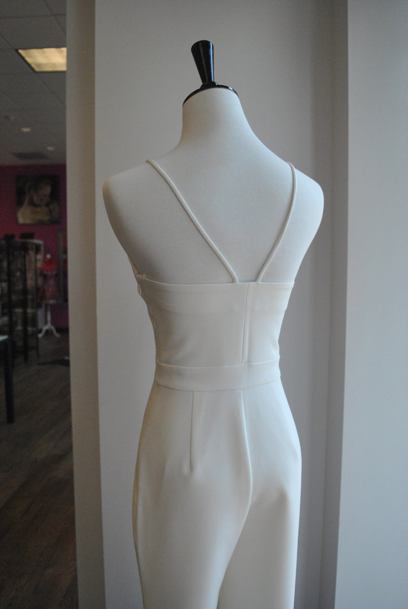 WHITE CLASSIC JUMPSUIT