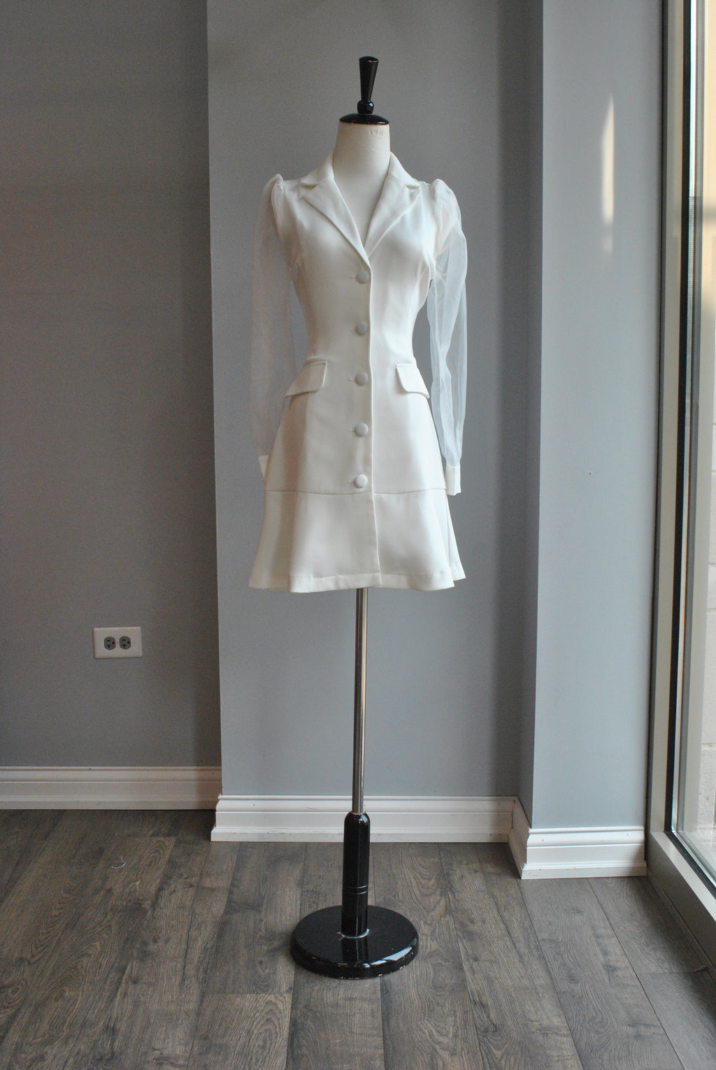 WHITE JACKET DRESS WITH ORGANZA SLEEVES