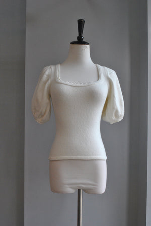 WHITE CROPPED SWEATER TOP WITH PEARL DETAILS AND BELL SLEEVES
