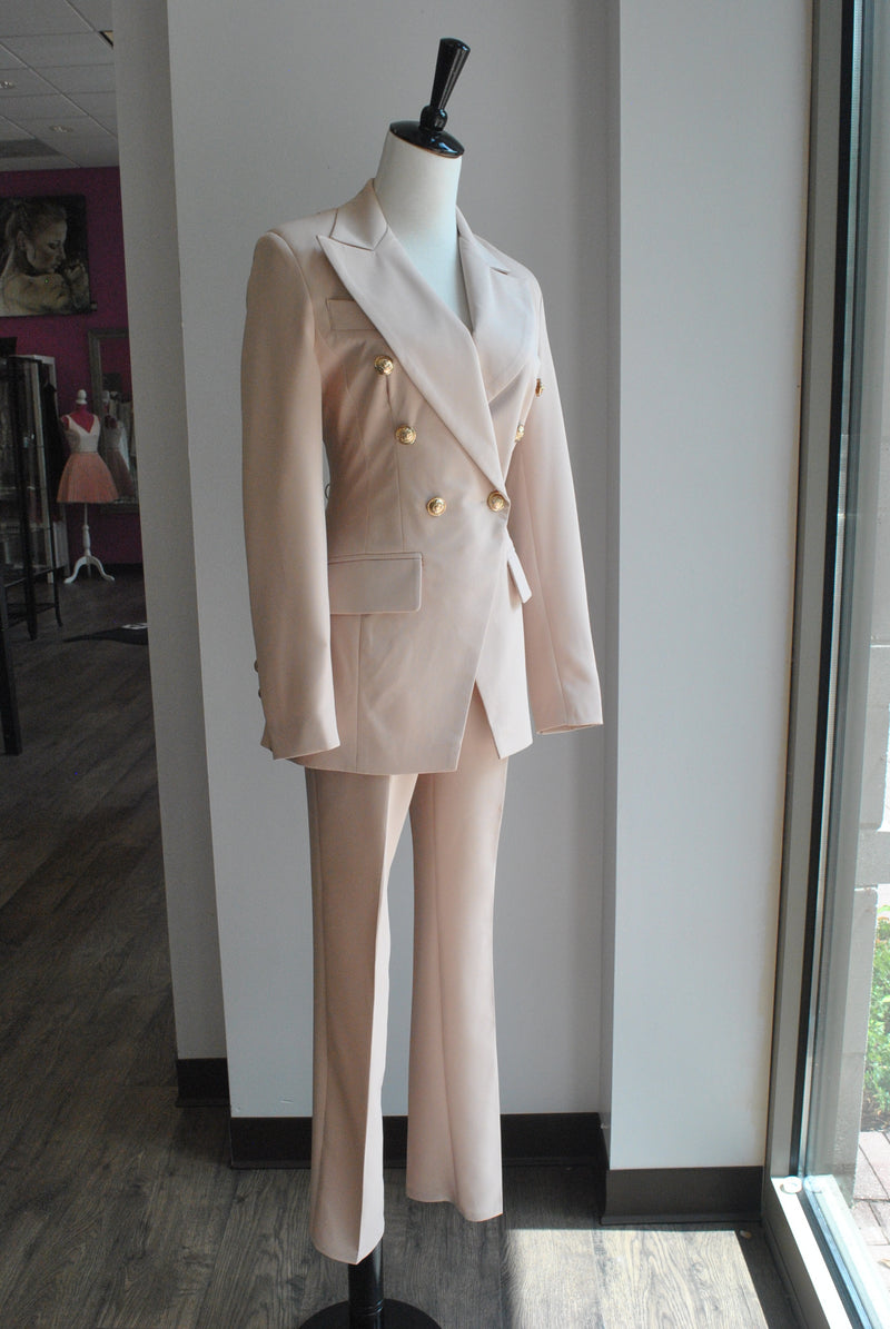 BEIGE SUIT WITH FIT JACKET AND CROPPED PANTS – Le Obsession Boutique