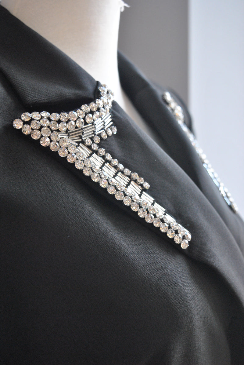 BLACK DOUBLE BREASTED BLAZER WITH DIAMOND DETAILS