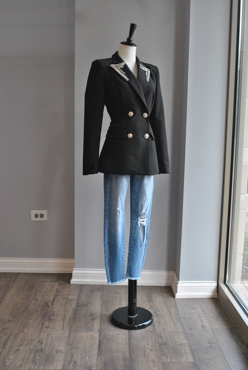 BLACK DOUBLE BREASTED BLAZER WITH DIAMOND DETAILS