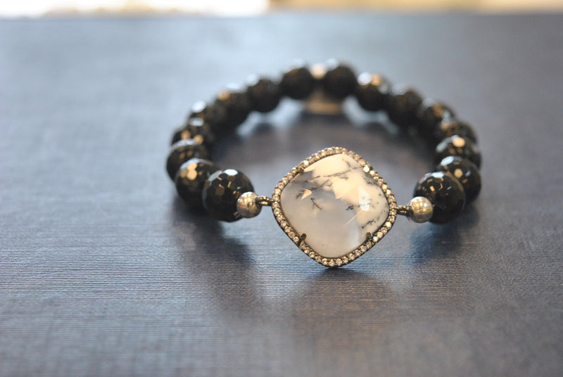 WHITE AND BLACK ONYX MOSS AGATE