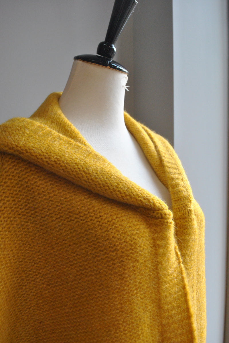 MUSTARD OPEN STYLE SWEATER WITH A HOODIE