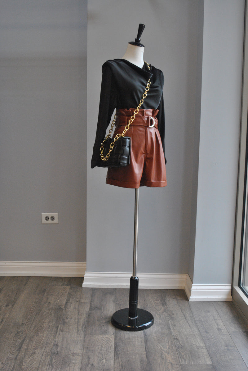 COGNAC FAUX LEATHER HIGH WAISTED SHORTS WITH SIDE POCKETS AND A BELT