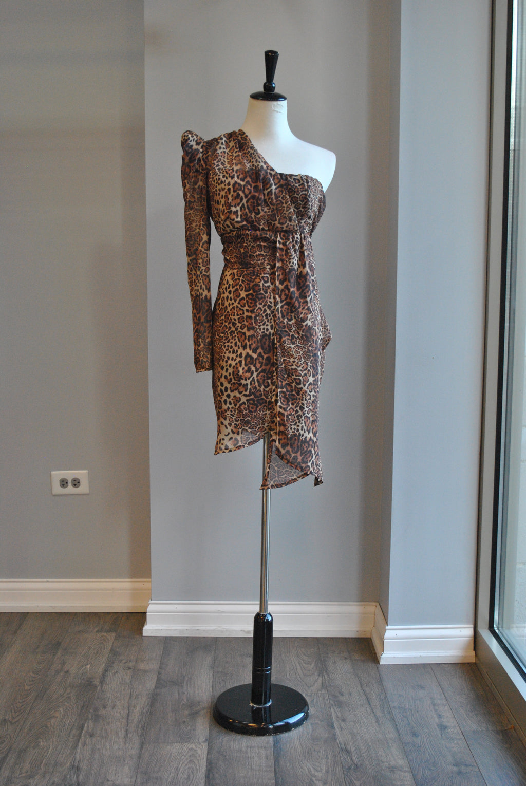 CHEETAH PRINT ASYMETRIC PARTY DRESS