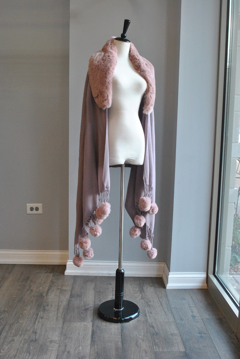 LAVENDER POM POM SHAWL