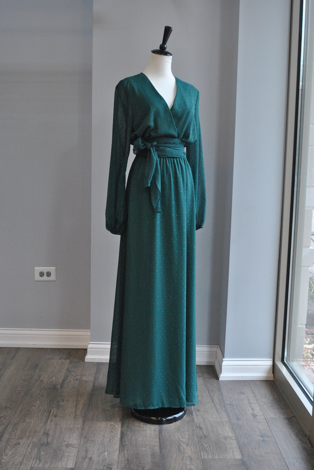 CLEARANCE - EMERALD GREEN MAXI DRESS WITH A BELT