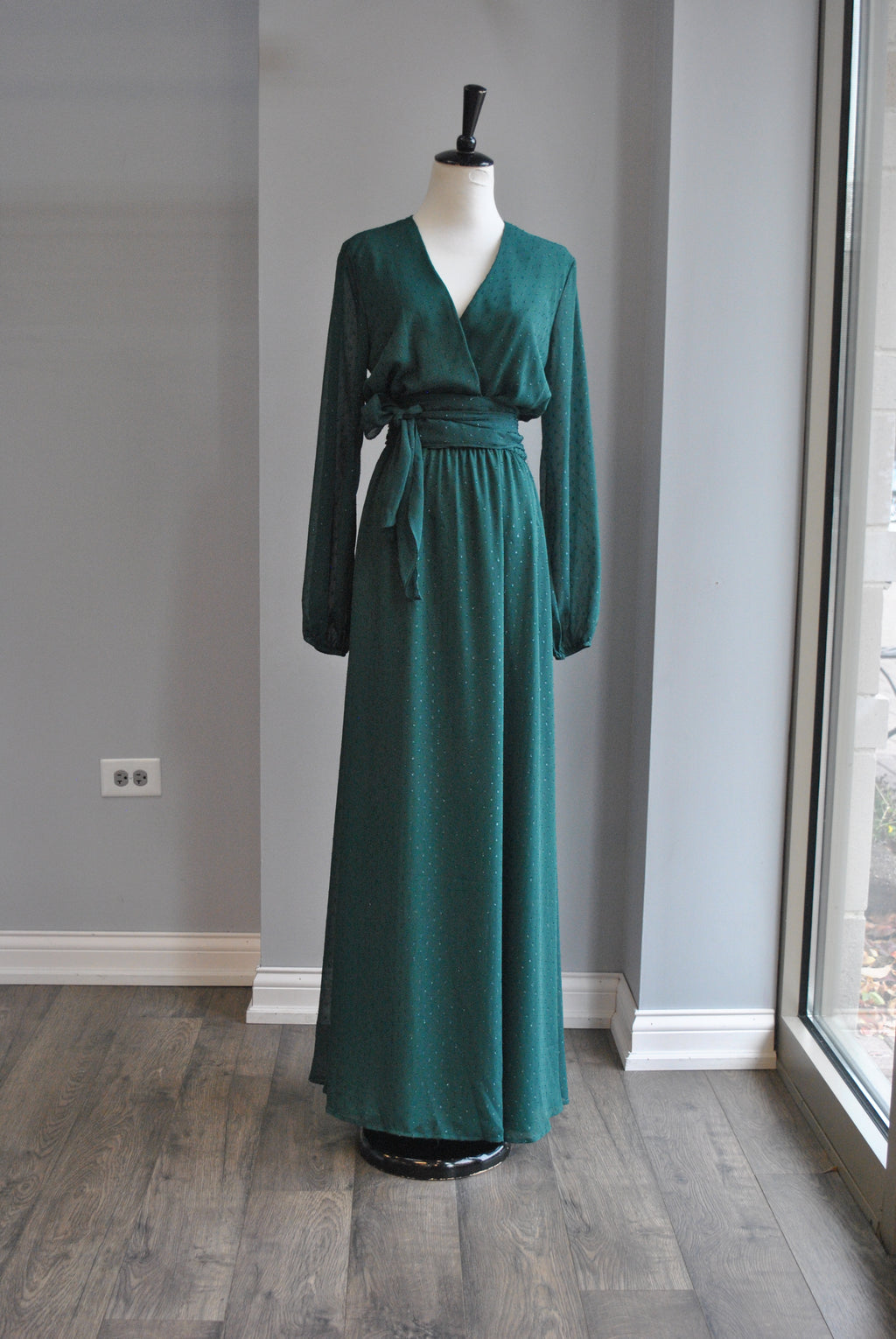 CLEARANCE - EMERALD GREEN MAXI DRESS WITH A BELT