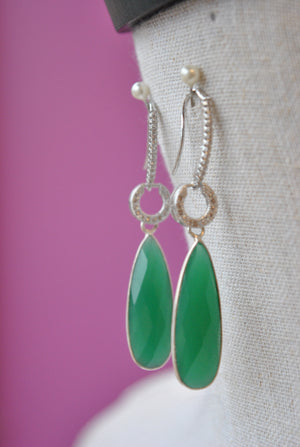 GREEN ONYX TEARDROPS AND RHINESTONES LONG EARRINGS