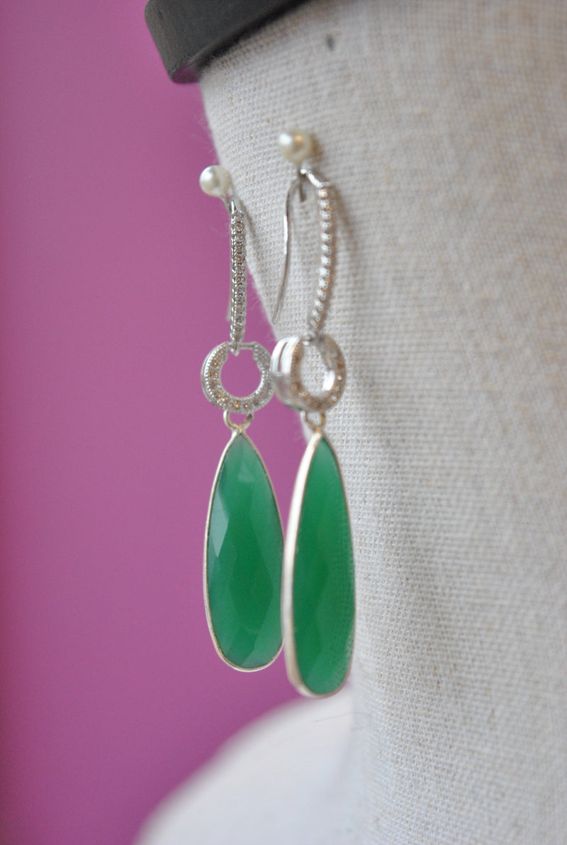 GREEN ONYX TEARDROPS AND RHINESTONES LONG EARRINGS