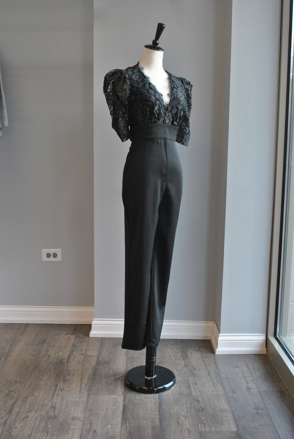 BLACK SKINNY JUMPSUIT WITH LACE TOP
