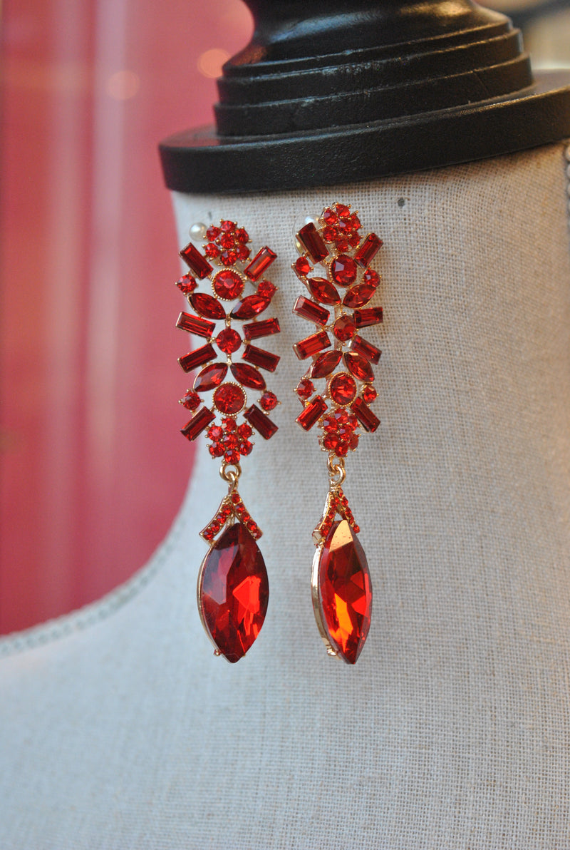 FASHION COLLECTION - RED CRYSTAL STATEMENT EARRINGS