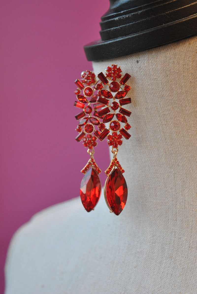 FASHION COLLECTION - RED CRYSTAL STATEMENT EARRINGS