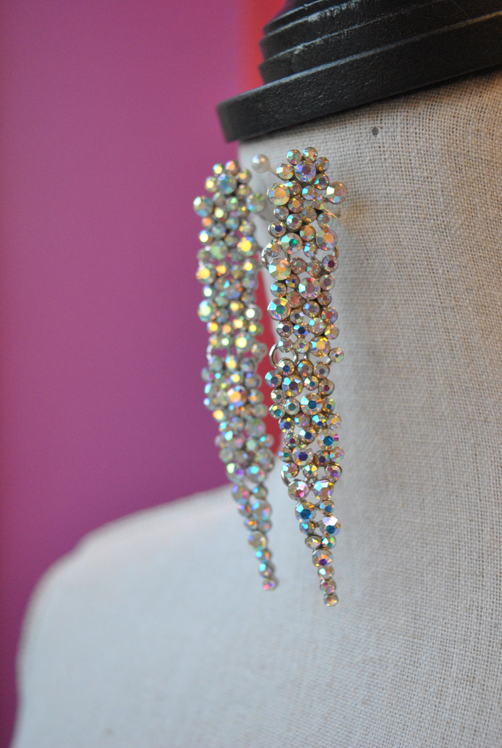 FASHION COLLECTION - OPALITE CRYSTALS STATEMENT EARRINGS