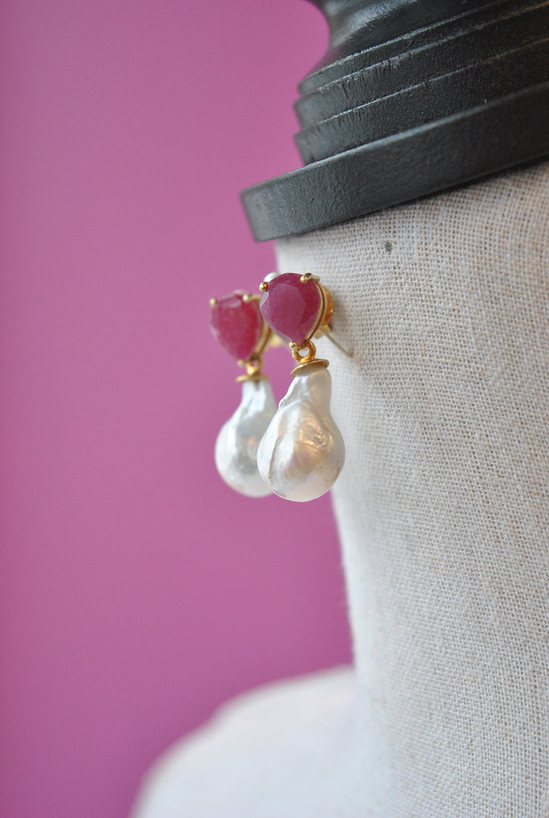 RUBIES AND WHITE JUMBO GRESHWAETR PEARLS ELEGANT EARRINGS