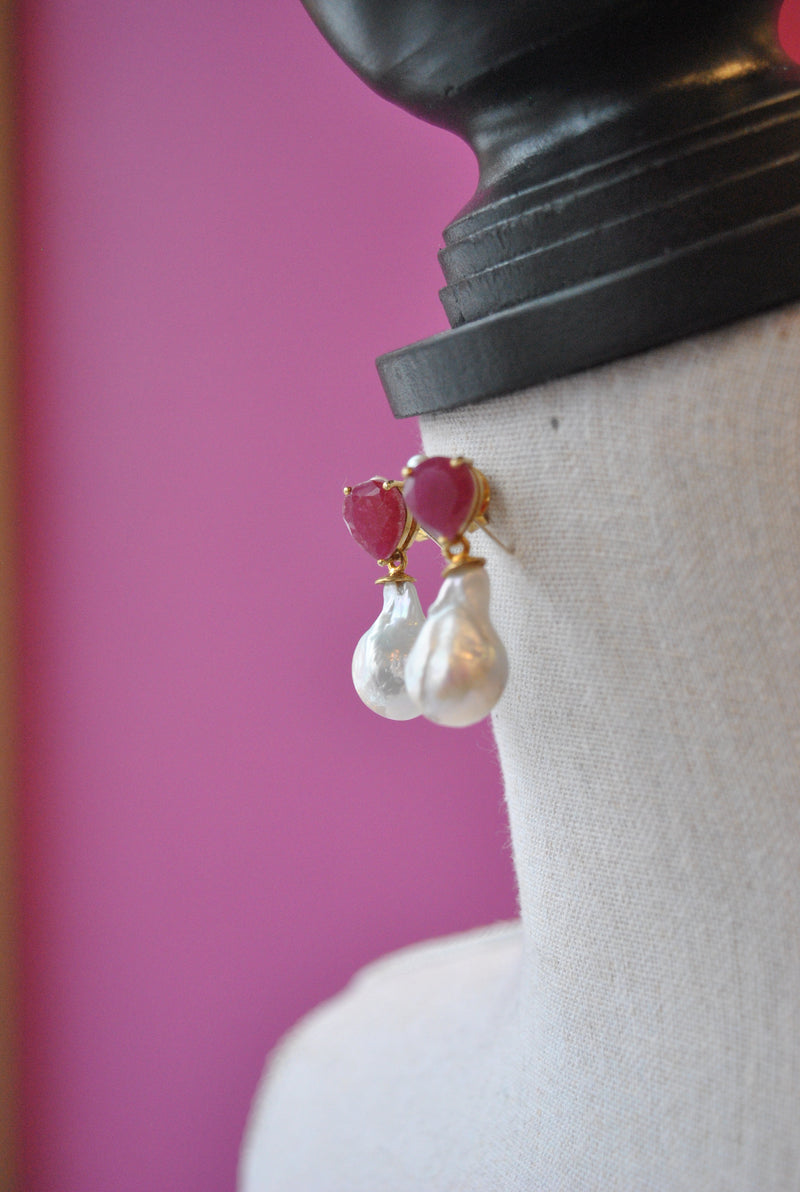 RUBIES AND WHITE JUMBO GRESHWAETR PEARLS ELEGANT EARRINGS