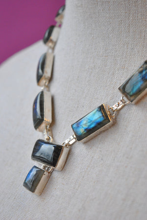 LABRADORITE AND SILVER NECKLACE