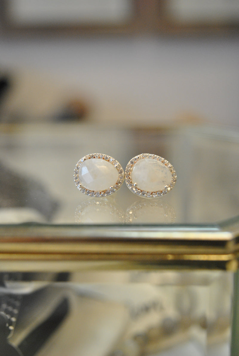 STUDS COLLECTION - MOONSTONE AND RHINESTONES ON SILVER STUDS