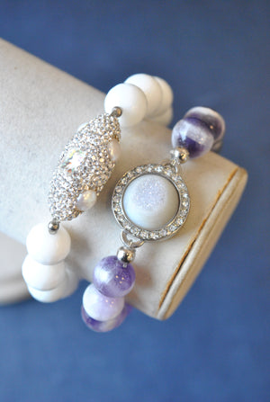 AMETHYST WHITE ONYX DRUZY AND SWAROVSKI CRYSTALS STRETCHY BRACELET SET