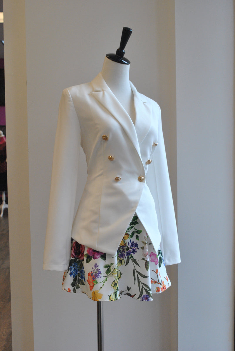 DOUBLE GOLD BUTTONS WHITE JACKET