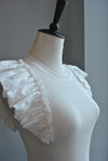 WHITE SIMPLE TOP WITH RUFFLES