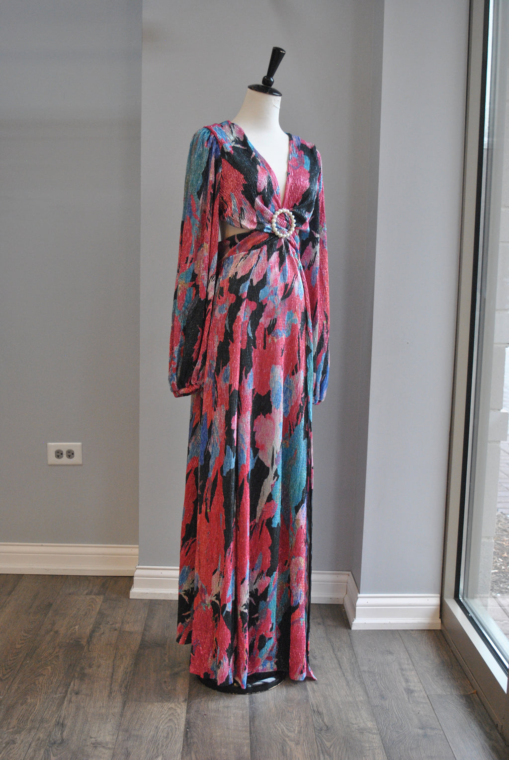CLEARANCE - PINK MULTI LONG SUMMER DRESS WITH OPEN BACK AND SIDE SLIPS