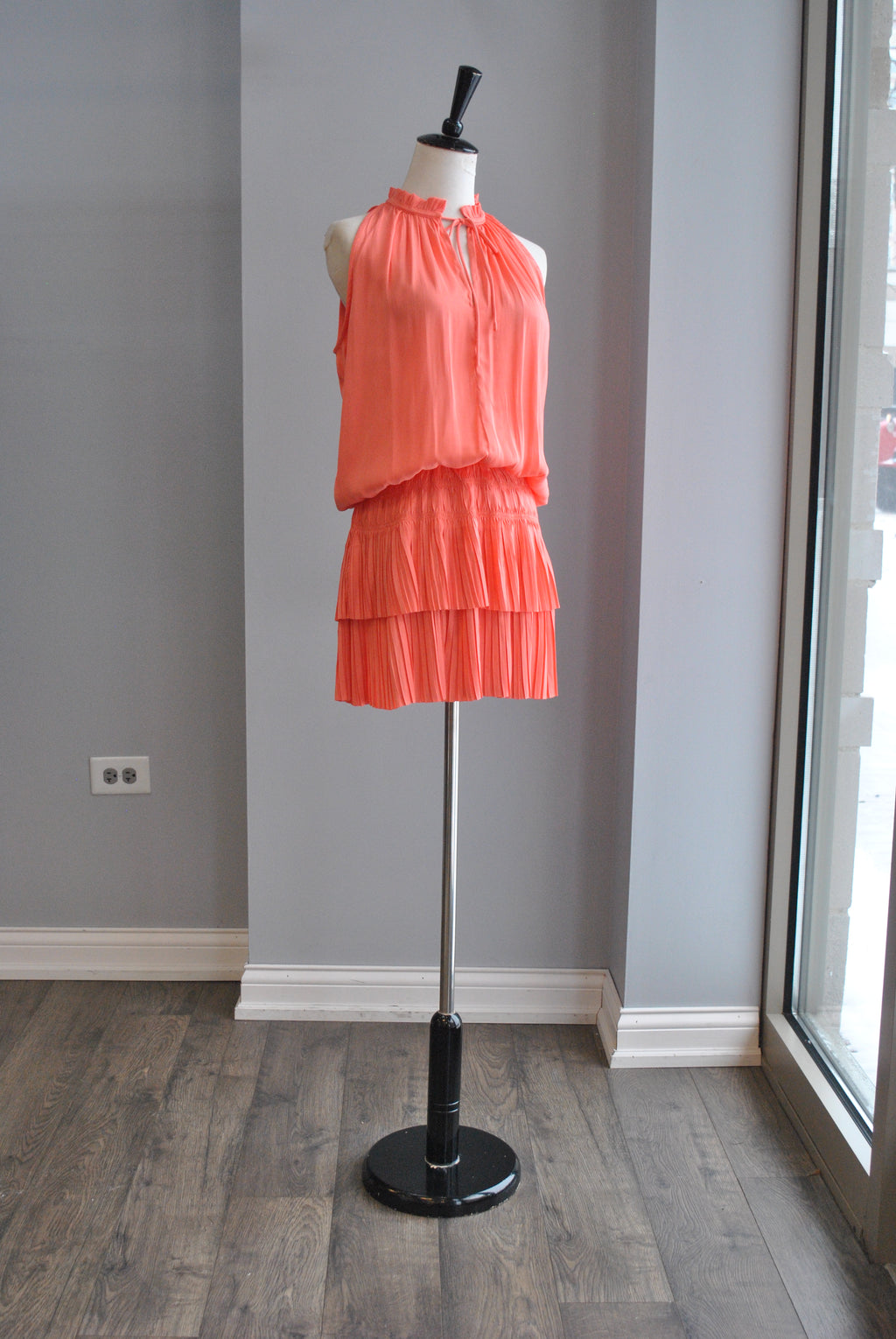 ELECTRIC ORANGE SLEEVELESS MINI DRESS WITH ELASTIC WAIST