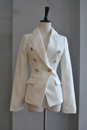 WHITE DOUBLE BREASTED BLAZER