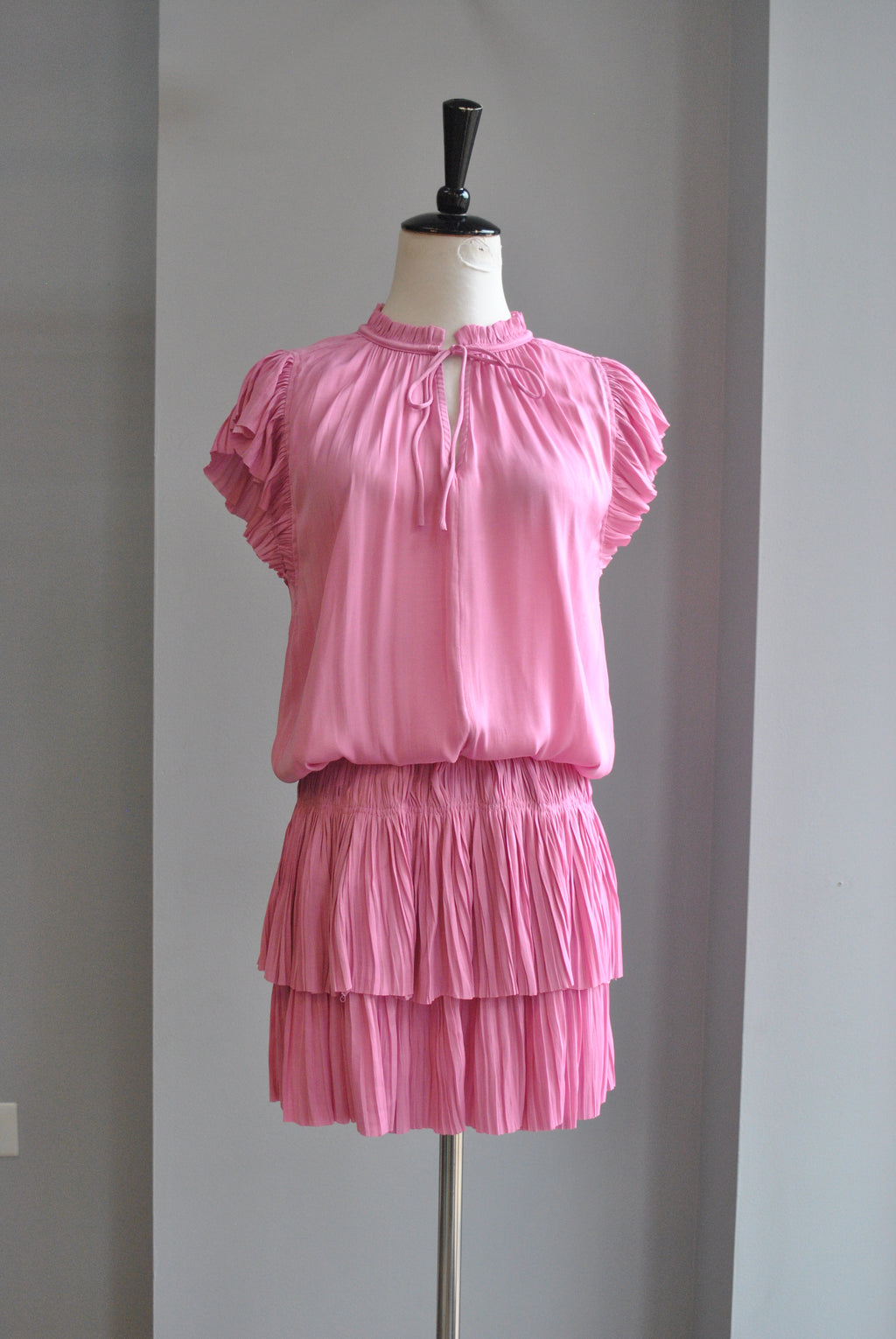 PINK SILKY SUMMER MINI DRESS WITH ELASTIC WAIST