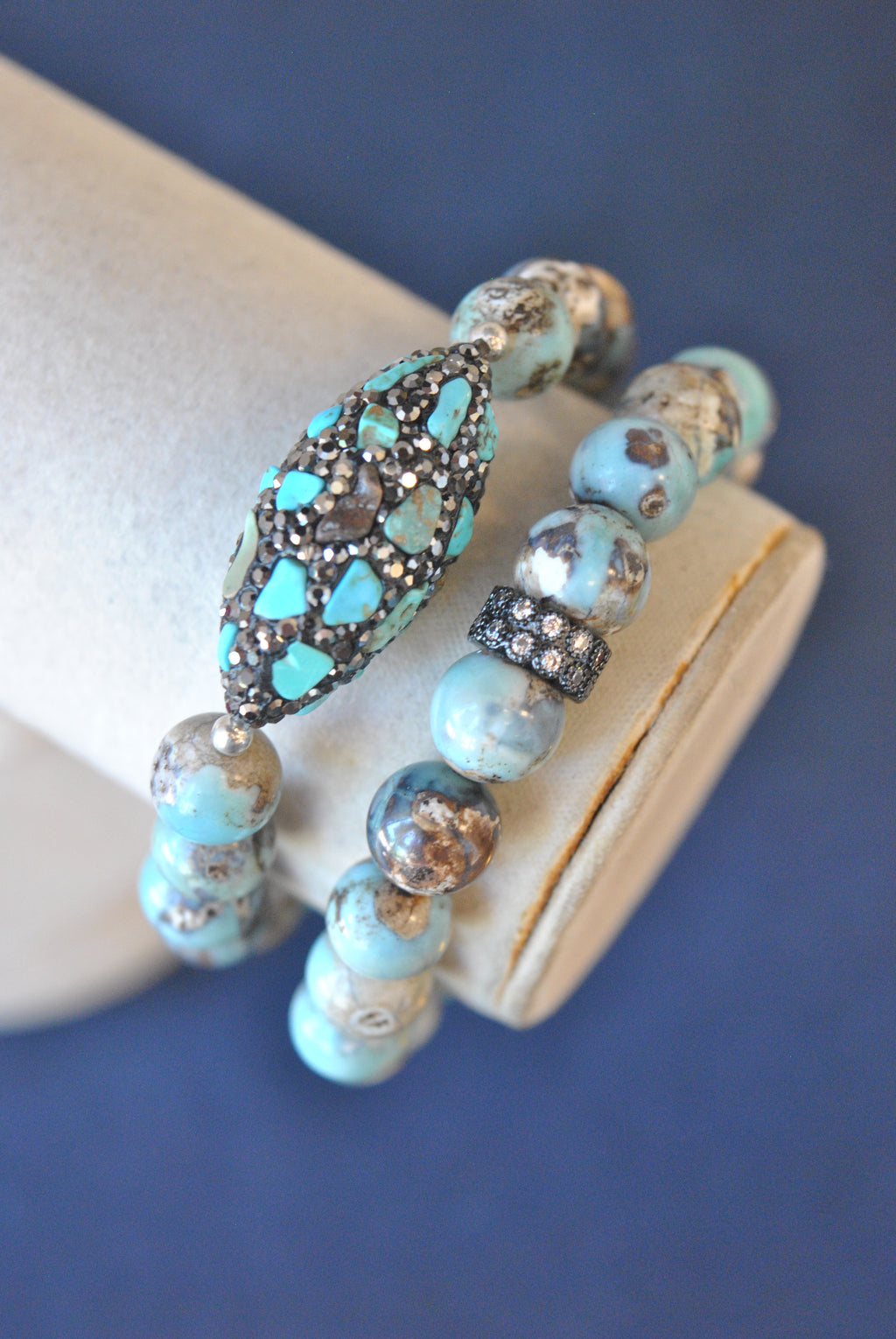 BLUE AND BEIGE AGATE WITH SWAROVSKI CRYSTALS AND RHINESTONES STRETCHY BRACELETS SET