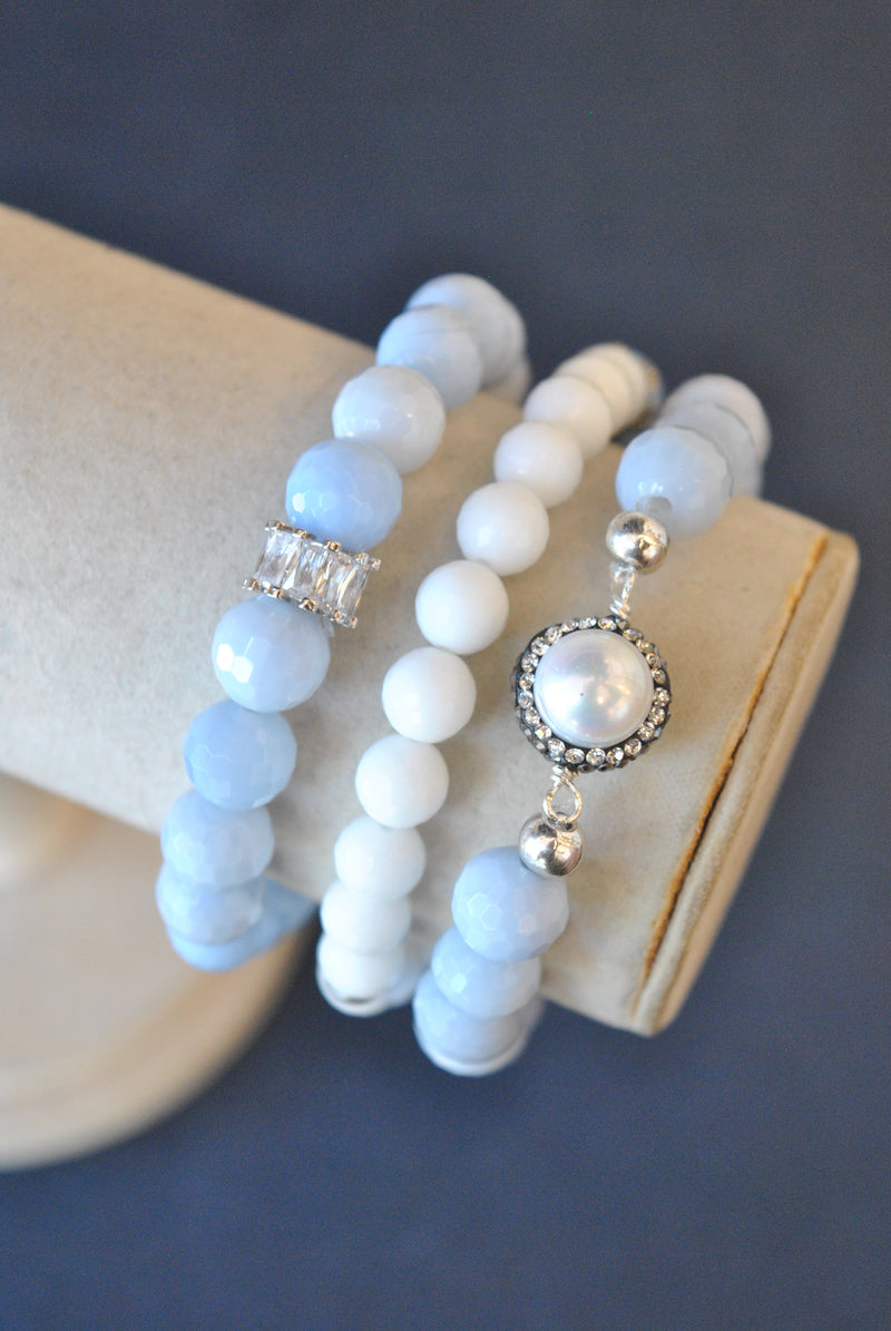 BLUE LACE AGATE AND WHITE ONYX PEARL AND RHINESTONES STRETCHY BRACELETS SET