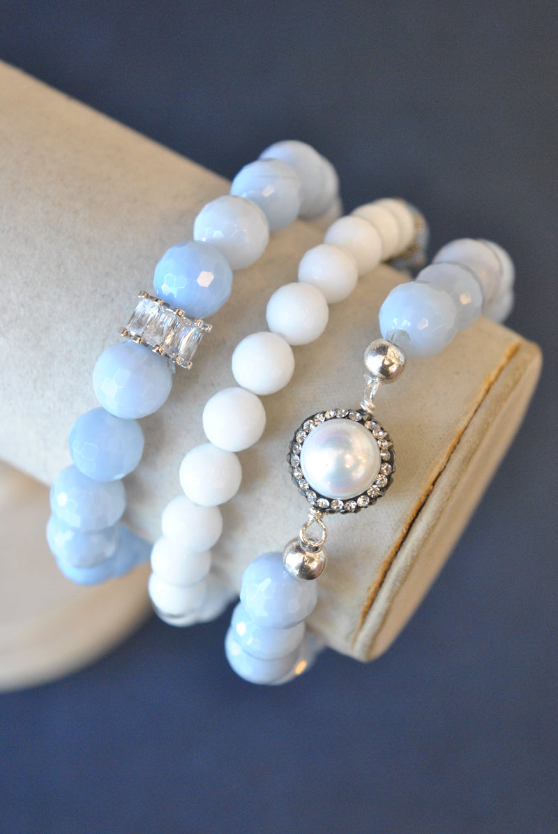 BLUE LACE AGATE AND WHITE ONYX PEARL AND RHINESTONES STRETCHY BRACELETS SET