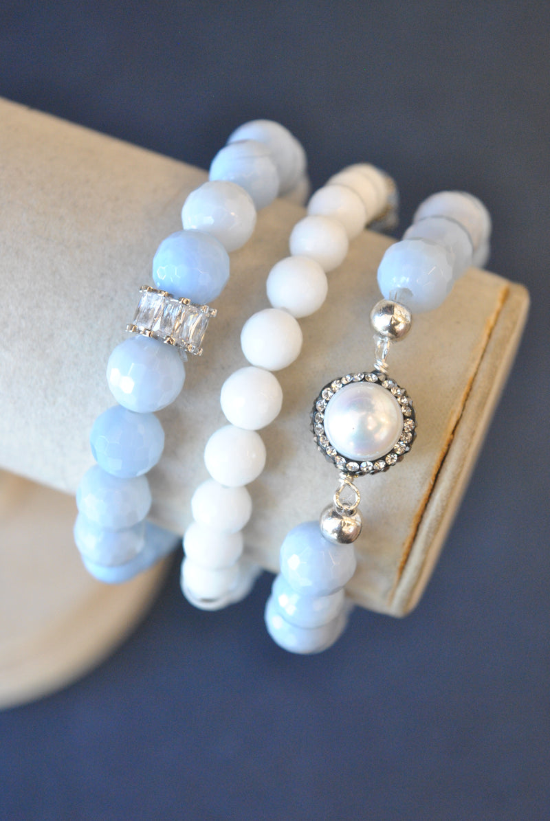BLUE LACE AGATE AND WHITE ONYX PEARL AND RHINESTONES STRETCHY BRACELETS SET