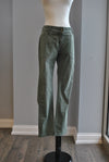 OLIVE GREEN CROPPED PANTS