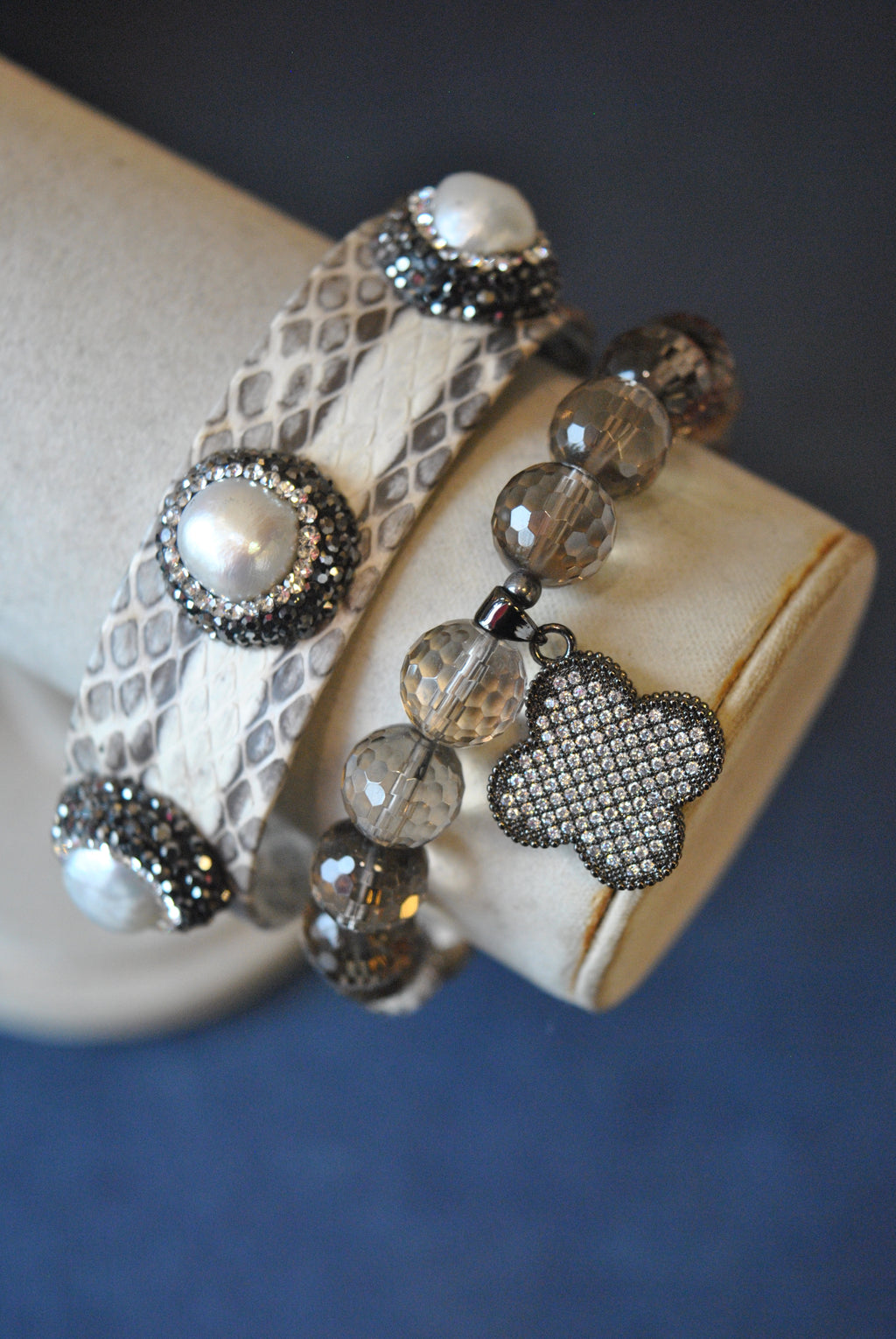 SMOKY QUARTZ STRETCHY BRACELET AND LEATHER CUFF SET