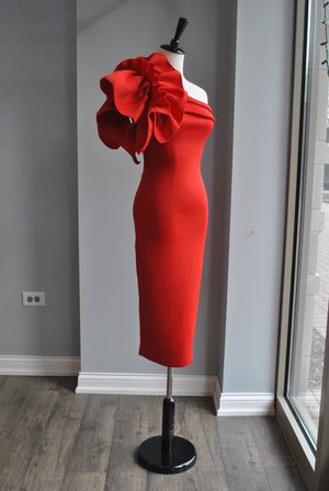 RED MIDI ASYMMETRIC DRESS WITH SIDE RUFFLE