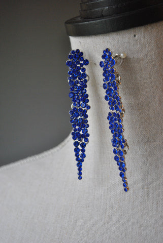 FASHION COLLECTION - BLACK TASSEL GOLD STATEMENT EARRINGS