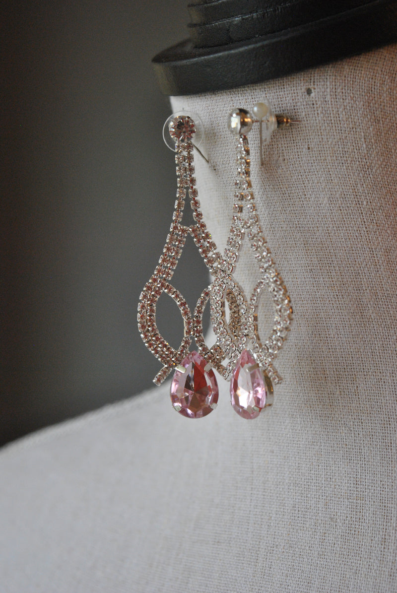 FASHION COLLECTION - WHITE AND PINK CRYSTALS STATEMENT EARRINGS