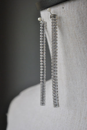 FASHION COLLECTION - CLEAR CRYSTALS LONG EARRINGS