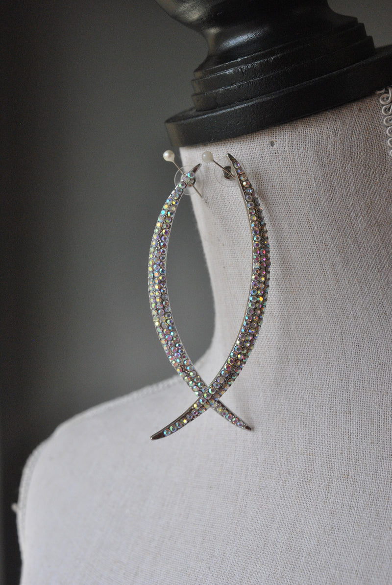 FASHION COLLECTION - CRYSTAL CLEAR HALF MOON EARRINGS